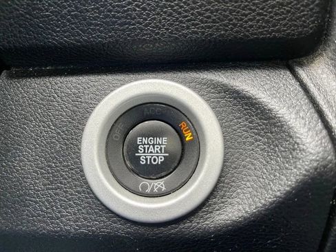 Used 2018 RAM 1500 Limited AWD/4WD image 30