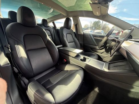 Used 2023 Tesla Model 3 Standard Range image 41