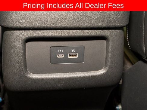 Used 2024 Nissan Pathfinder SL w/ SL Premium Package FWD image 9