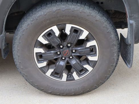 Used 2024 Nissan Frontier Pro-X image 27