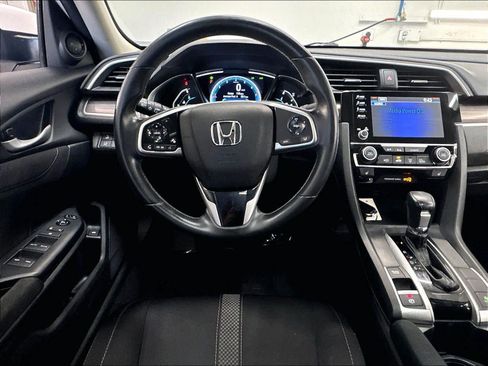 Used 2020 Honda Civic EX image 11