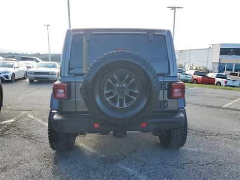 Used 2025 Jeep Wrangler Unlimited Rubicon 392 image 5