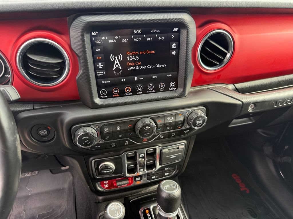 Used 2019 Jeep Wrangler Unlimited Rubicon AWD/4WD image 17