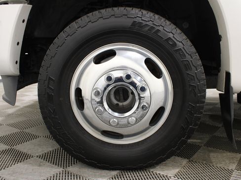 Used 2016 Ford F350 Lariat w/ Lariat Ultimate Package AWD/4WD image 35