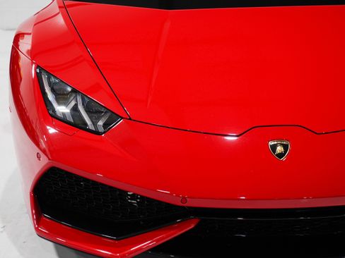Used 2015 Lamborghini Huracan LP 610-4 AWD/4WD image 28