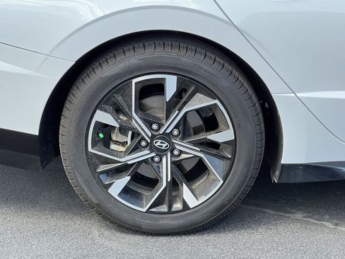 Used 2024 Hyundai Sonata SEL FWD image 15