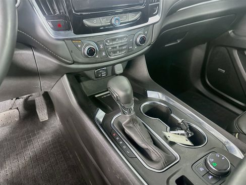 Used 2023 Chevrolet Traverse Premier w/ Redline Edition AWD/4WD image 25