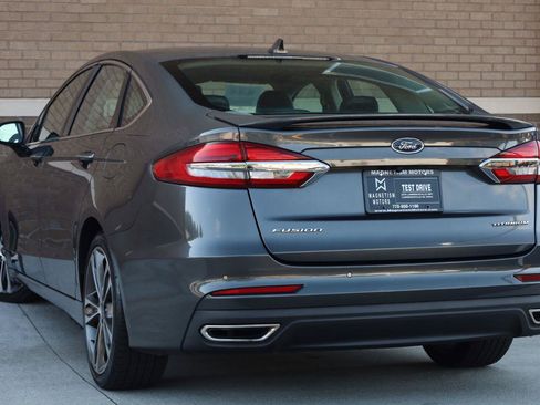 Used 2020 Ford Fusion Titanium FWD image 3
