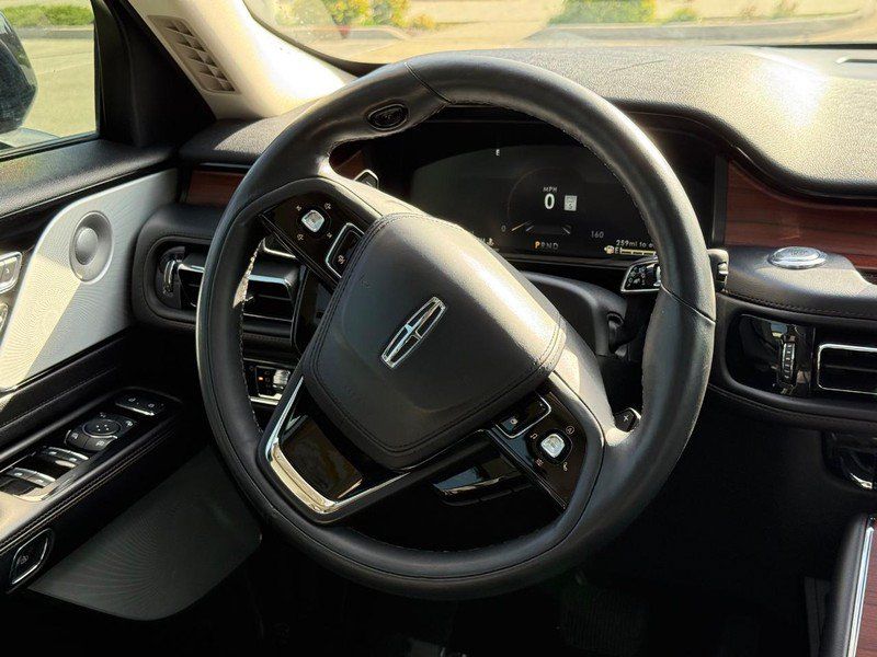 Certified 2023 Lincoln Aviator Reserve w/ Equipment Group 201A AWD/4WD image 19