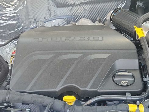 New 2026 Chevrolet Trax RS w/ Sunroof Package FWD image 13