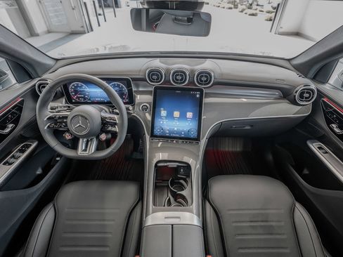 New 2025 Mercedes-Benz GLC 43 AMG 4MATIC image 8