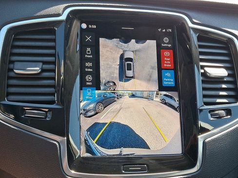 Certified 2024 Volvo XC90 T8 Plus w/ Protection Package Premier AWD/4WD image 21