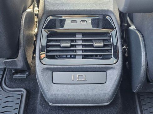 Used 2021 Volkswagen ID.4 Pro S RWD image 22