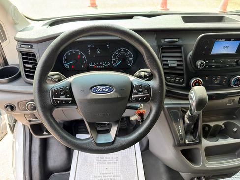 Used 2024 Ford Transit 250 148 Medium Roof RWD image 16