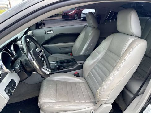 Used 2007 Ford Mustang GT RWD image 13