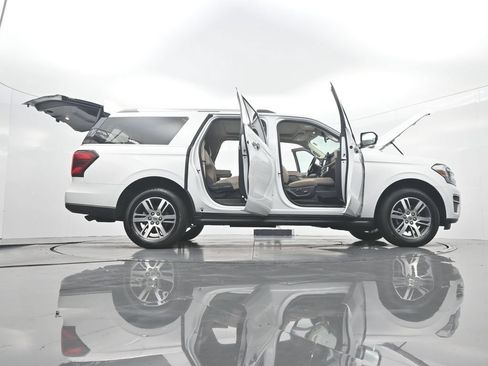 Used 2024 Ford Expedition Max Limited AWD/4WD image 52