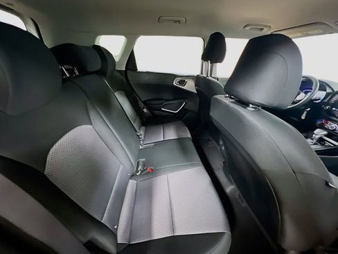 New 2025 Kia Soul LX image 24