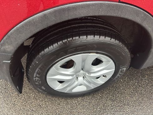 Used 2013 Toyota RAV4 LE image 7