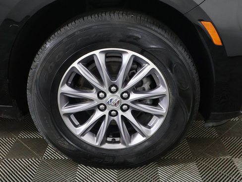 Used 2023 Buick Enclave Essence AWD/4WD image 24