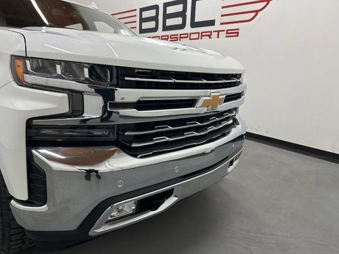 Used 2021 Chevrolet Silverado 1500 LTZ w/ LTZ Convenience Package II AWD/4WD image 2