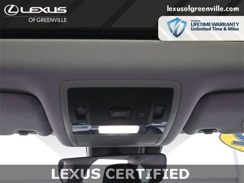 Used 2022 Lexus RX 350L Premium w/ Premium Package image 24