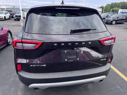 Used 2023 Ford Escape Active AWD/4WD image 5