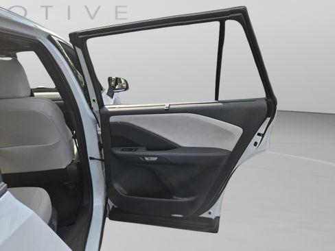 Certified 2025 Lexus TX 350 FWD w/ Technology Package image 23
