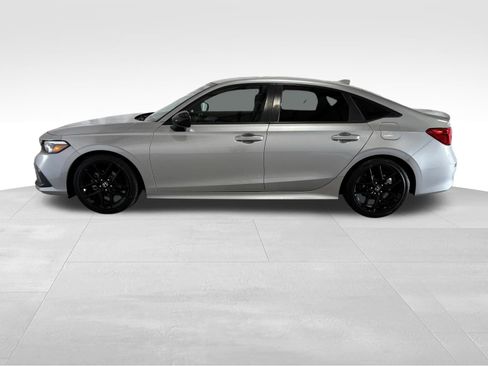 Used 2023 Honda Civic Sport image 5