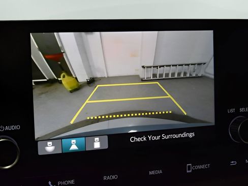 Used 2023 Honda Civic Sport image 25