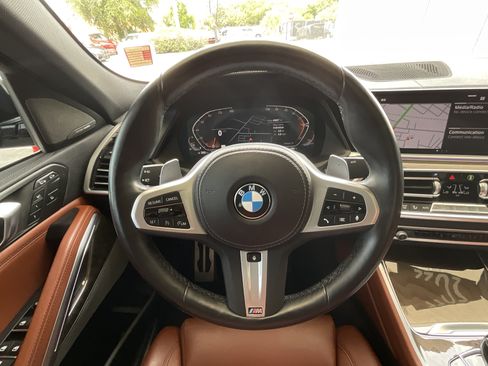 Used 2022 BMW X6 xDrive40i w/ M Sport Package AWD/4WD image 13
