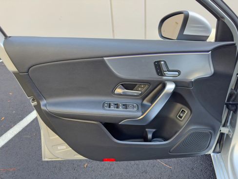Used 2022 Mercedes-Benz A 220 image 41
