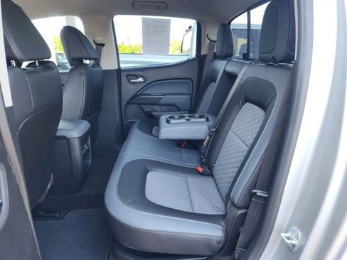 Used 2017 Chevrolet Colorado Z71 AWD/4WD image 15