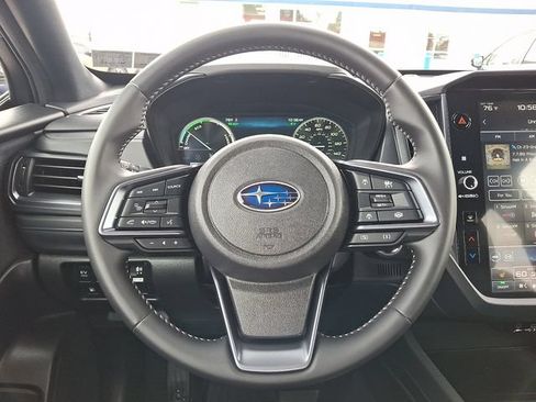 Used 2025 Subaru Forester Limited AWD/4WD image 21