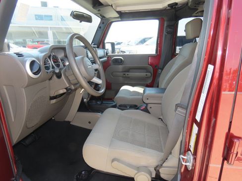 Used 2008 Jeep Wrangler Unlimited Sahara w/ Trailer Tow Group AWD/4WD image 25
