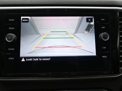 Used 2020 Volkswagen Atlas Cross Sport SEL image 4