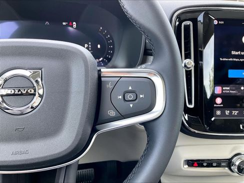 New 2026 Volvo XC40 B5 Plus w/ Protection Package Premier AWD/4WD image 18