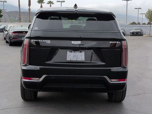 Certified 2025 Cadillac Escalade IQ Sport 2 AWD/4WD image 41