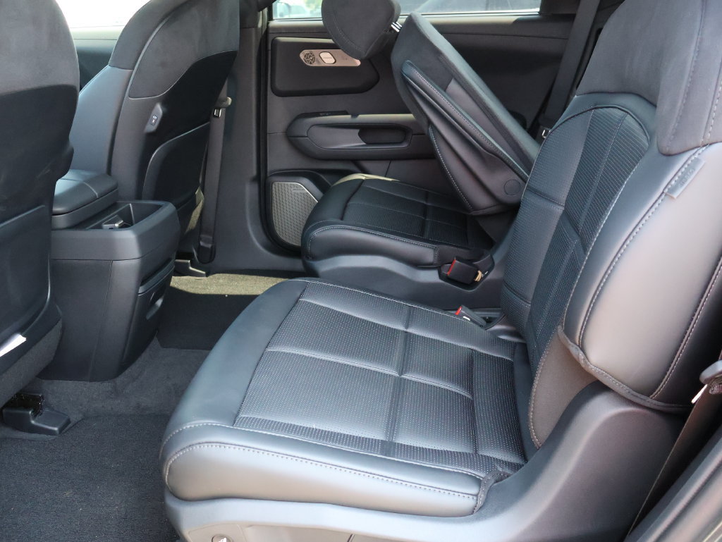 New 2027 Kia Telluride SX Prestige w/ Towing Package AWD/4WD image 14