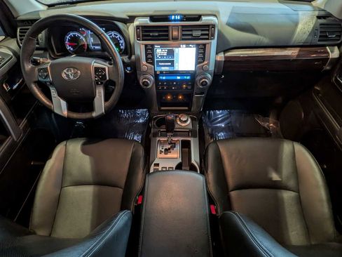 Used 2024 Toyota 4Runner Limited AWD/4WD image 30