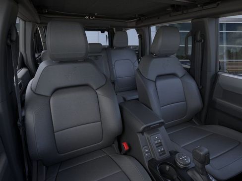 New 2026 Ford Bronco Big Bend w/ Black Diamond Package AWD/4WD image 10