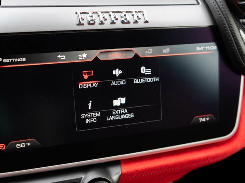 Used 2018 Ferrari GTC4Lusso image 28