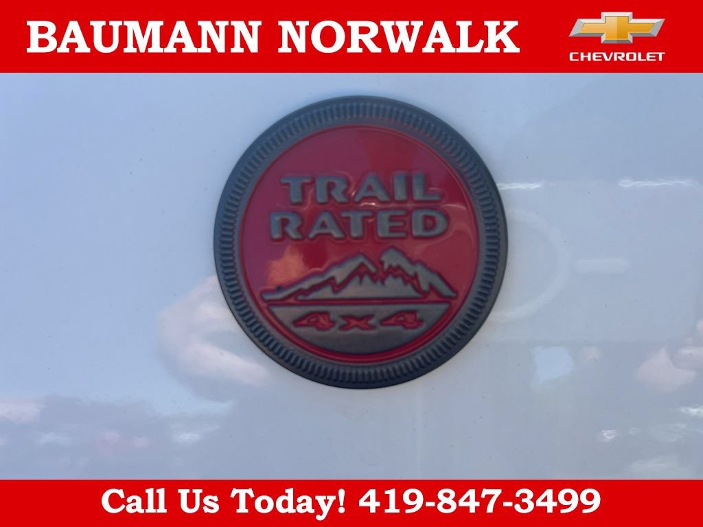 Used 2025 Jeep Compass Trailhawk AWD/4WD image 16