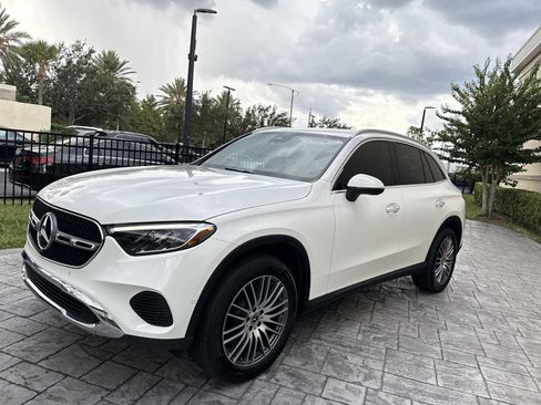 Used 2025 Mercedes-Benz GLC 300 image 8