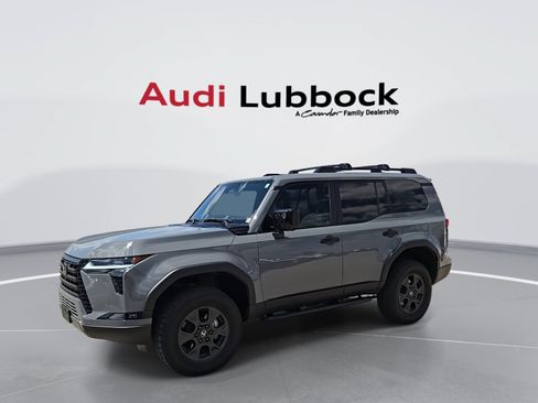 Used 2025 Lexus GX 550 AWD/4WD image 5