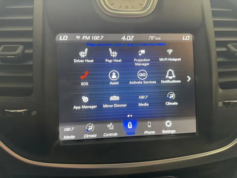 Used 2022 Chrysler 300 Touring L AWD/4WD image 28