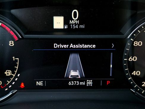 Used 2025 Cadillac XT6 Premium Luxury w/ LPO, Floor Liner Package AWD/4WD image 30