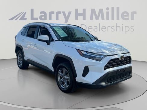 Certified 2024 Toyota RAV4 XLE AWD/4WD image 7