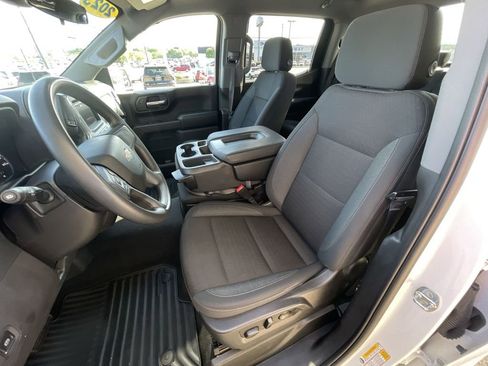 Used 2023 Chevrolet Silverado 1500 Custom AWD/4WD image 19
