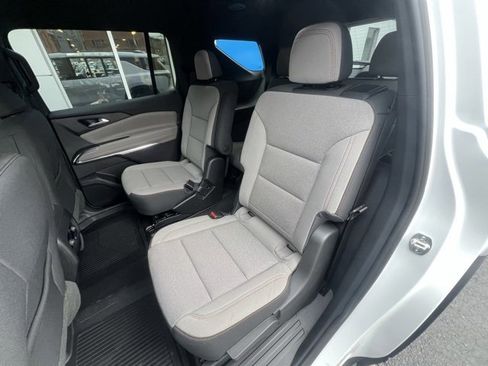 New 2026 Chevrolet Traverse LT w/ LPO, Floor Liner Package image 18