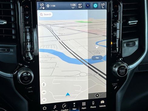 Used 2024 RAM 2500 Big Horn w/ Safety Group image 18